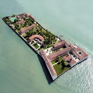 Hotell Isola Di San Servolo - Centro, Venedig