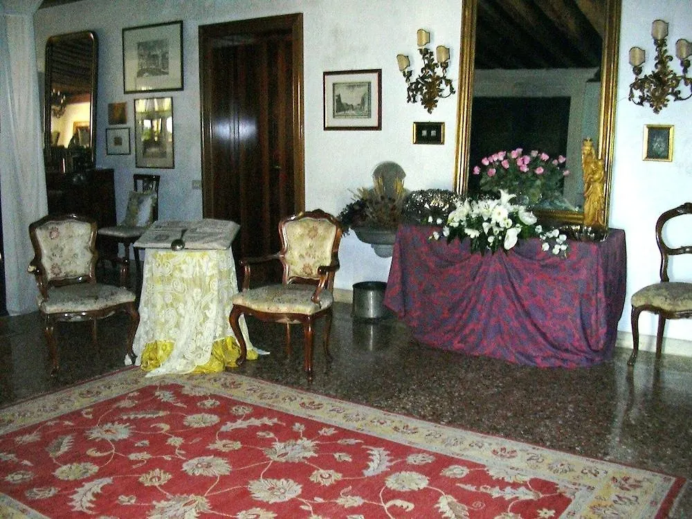 *** Bed & Breakfast At Home A Palazzo Venice Italy