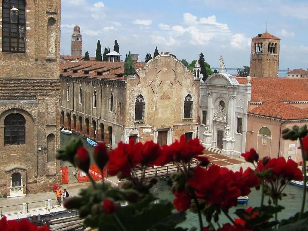At Home A Palazzo Venecia Italia